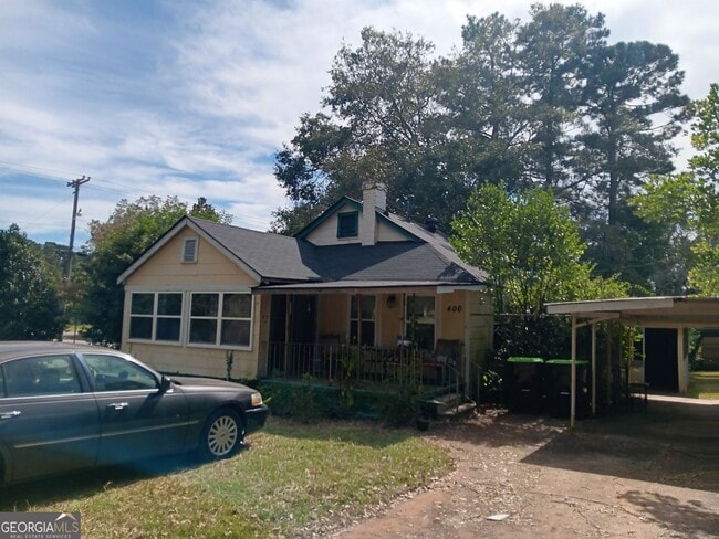 property at 406 Brookwood Dr