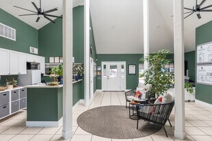 Tamarus Park Apartments in Las Vegas, NV - Building Photo