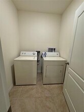 3902 Whitney Wy in Haines City, FL - Building Photo - Building Photo