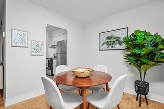 41 Warrender Ave in Toronto, ON - Building Photo - Building Photo