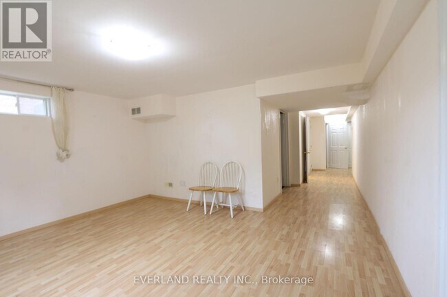 49 Falling River Dr in Richmond Hill, ON - Building Photo - Building Photo