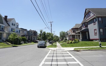 271 Quail St in Albany, NY - Building Photo - Building Photo