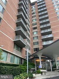 1 E University Pkwy - 36