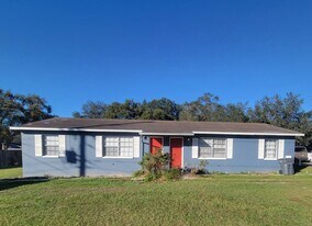 3707 Chart Prine Rd, Unit 3707 in Lakeland, FL - Building Photo