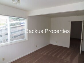 900 Major Sherman Ln in Monterey, CA - Building Photo - Building Photo
