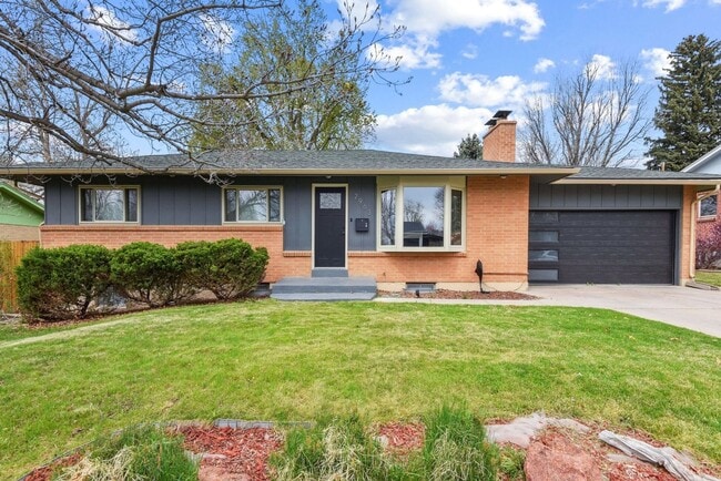 property at 2963 S Vrain St