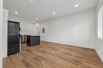 750 Cascade Pl SW in Atlanta, GA - Building Photo - Building Photo