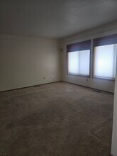 4135 Monrovia Way in Klamath Falls, OR - Building Photo - Building Photo