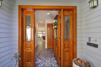 1034 Miller Dr in Davis, CA - Building Photo - Building Photo