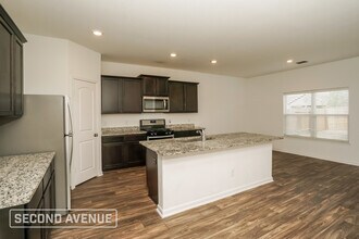 3027 Jackson Smt in Converse, TX - Foto de edificio - Building Photo