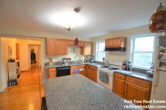 345 Market St, Unit 2 in Boston, MA - Building Photo - Building Photo