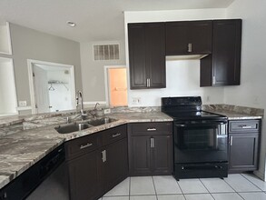 1752 Cambridge Village Ct in Ocoee, FL - Building Photo - Building Photo