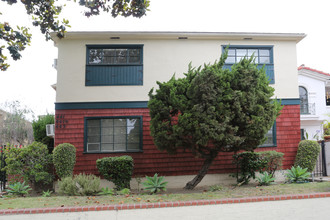 441 S Doheny Dr in Beverly Hills, CA - Building Photo - Building Photo