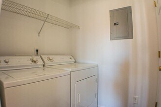 334 Quietwood Dr in Winston-Salem, NC - Building Photo - Building Photo