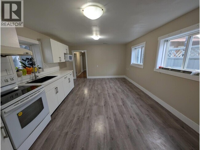 1XXX E 64th Ave in Vancouver, BC - Building Photo - Building Photo