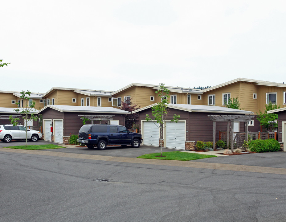 Villas at Woodinville in Woodinville, WA - Building Photo