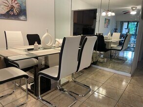 5975 Forest Hill Blvd in West Palm Beach, FL - Building Photo - Building Photo