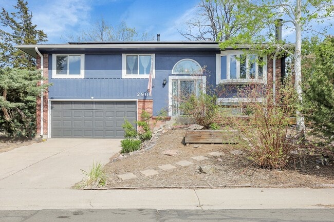 property at 2904 S Reading Ct