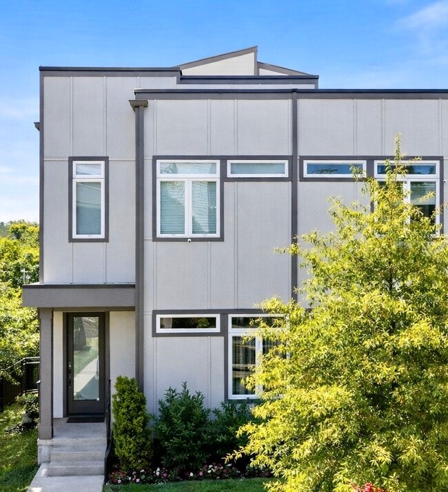 3325 Felicia St in Nashville, TN - Foto de edificio - Building Photo