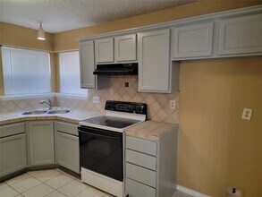 13316 Firebrick Dr in Houston, TX - Building Photo - Building Photo