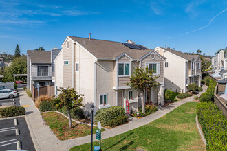 Ashford Park Condos in Spring Valley, CA - Building Photo - Primary Photo