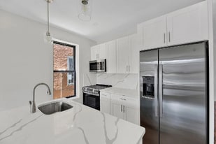 663 E 94th St in Brooklyn, NY - Building Photo