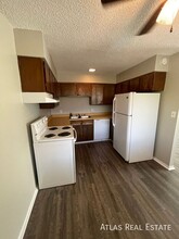 405 St Vrain Pl in Colorado Springs, CO - Building Photo - Building Photo