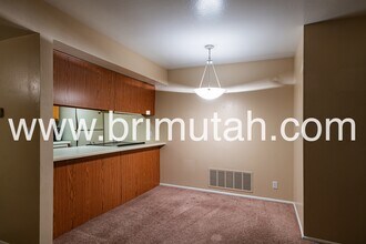 4836 Highland Cir in Holladay, UT - Building Photo - Building Photo