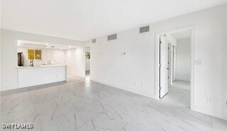 1018 Manatee Rd in Naples, FL - Building Photo - Building Photo