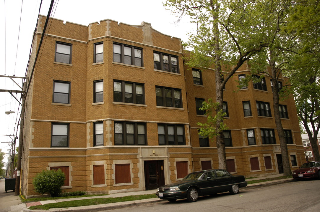 903-911 E 84th St in Chicago, IL - Foto de edificio