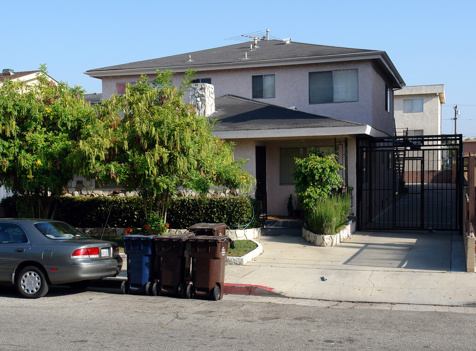 4437 W 135th St in Hawthorne, CA - Foto de edificio