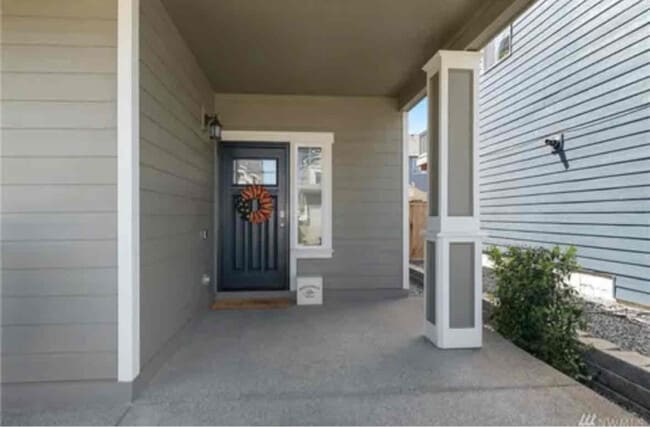 15423 92nd Ave SE in Yelm, WA - Building Photo - Building Photo