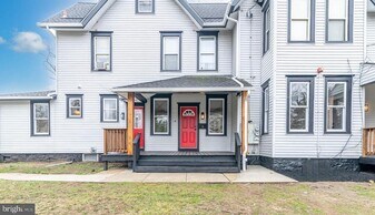 700 Garfield Ave in Palmyra, NJ - Building Photo