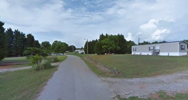 139 Gaines Dr, Unit Rental Lot in Inman, SC - Foto de edificio - Building Photo