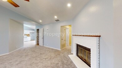 3728 Terneuzen Ave in Modesto, CA - Building Photo - Building Photo