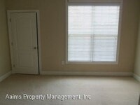 1930 Harcourt Cir photo'