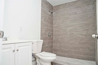 1323 N Federal Hwy, Unit 1 in Hollywood, FL - Foto de edificio - Building Photo