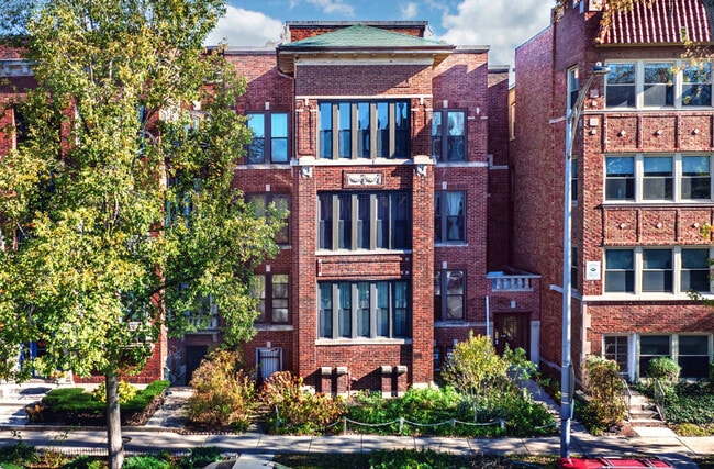 property at 7717 N Sheridan Rd