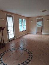 2850 Goldenrod Cir W in Jacksonville, FL - Building Photo - Building Photo
