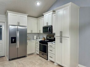 7114 Golden Dale Ct in Cypress, TX - Building Photo - Building Photo