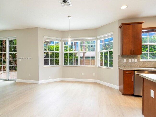 2028 SW 16th Terrace in Fort Lauderdale, FL - Building Photo - Building Photo