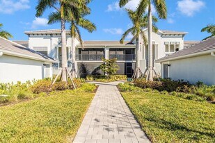 12550 Galapagos Ct, Unit 104 in Venice, FL - Building Photo