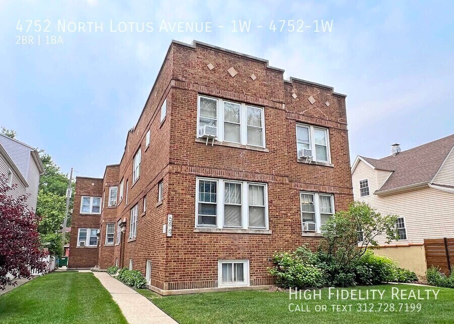 4752 N Lotus Ave in Chicago, IL - Building Photo