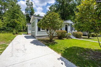 706 S Bonham Rd in Columbia, SC - Building Photo - Building Photo