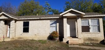 4222 Woodmanor Dr, Unit 1 in San Antonio, TX - Building Photo