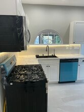 74 Delaware Ave in Penns Grove, NJ - Foto de edificio - Building Photo