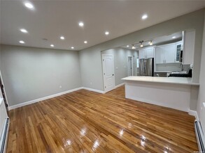 205-15 100th Ave-Unit -1 in Queens, NY - Building Photo - Building Photo