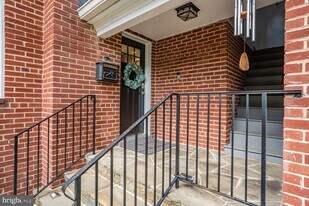 9701 Connecticut Ave in Kensington, MD - Building Photo