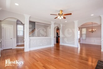 14029 Cedar Pond Cir in Huntersville, NC - Foto de edificio - Building Photo