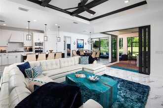 6770 Pennyroyal Dr in Naples, FL - Building Photo - Building Photo